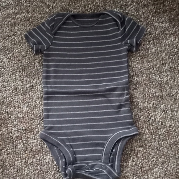 Clearance... Baby Boy Bundle Onesies 3 mos - Picture 4 of 5